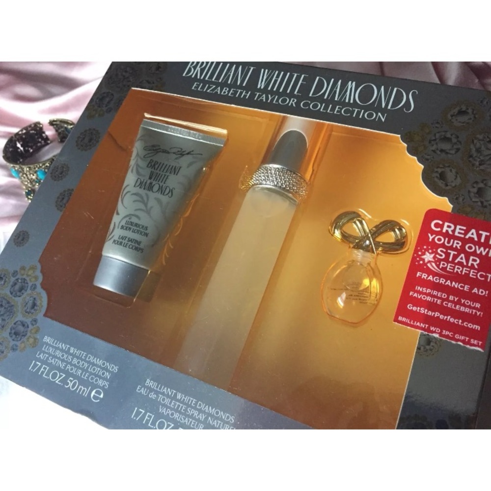 White Diamonds Set